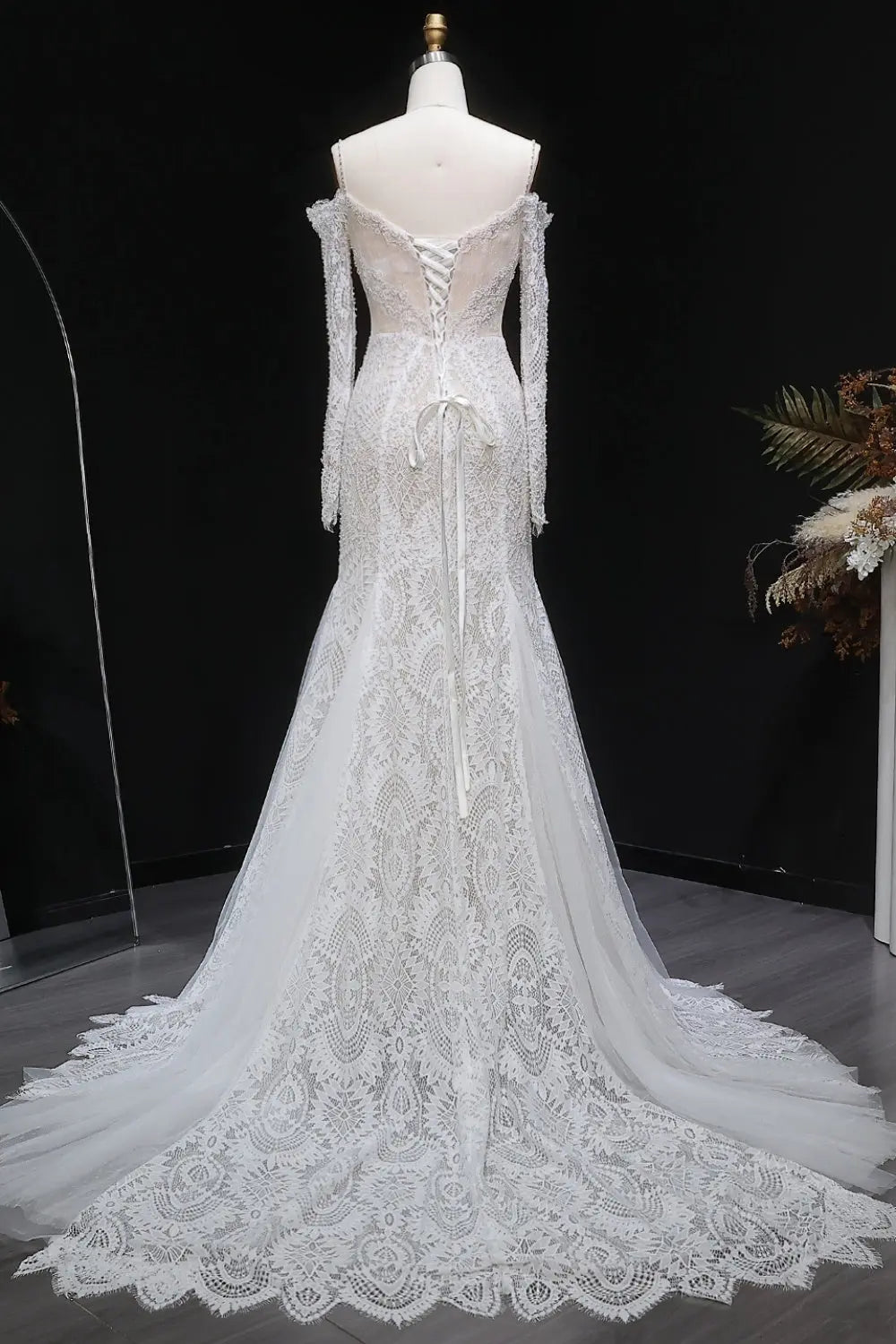 Flattering Long Sleeve Trumpet Mermaid Wedding Dress SW656 Sheer Fairy