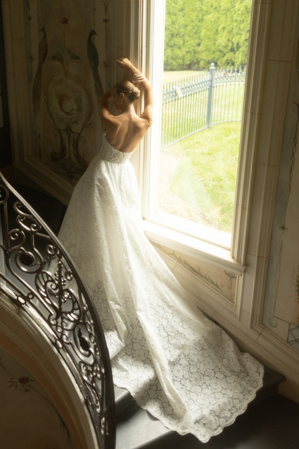 Luxury Vintage Lace Long Sleeve High Neck Wedding Dress SW073 Sheer Fairy