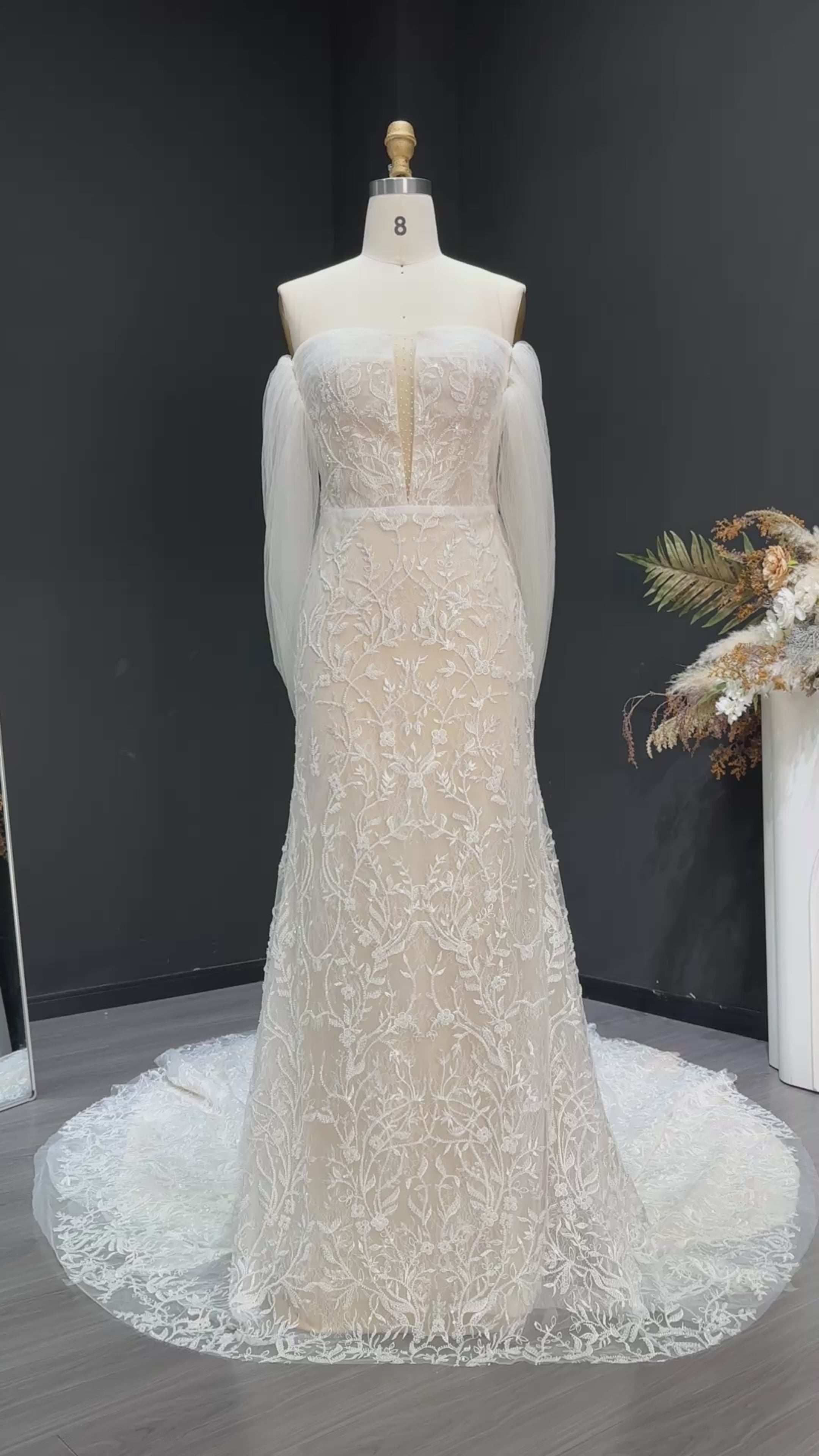 Cargar vídeo: White Nude Lace Mermaid Wedding Dress Luxury Beaded Sequins  Tulle Gloves SW161
