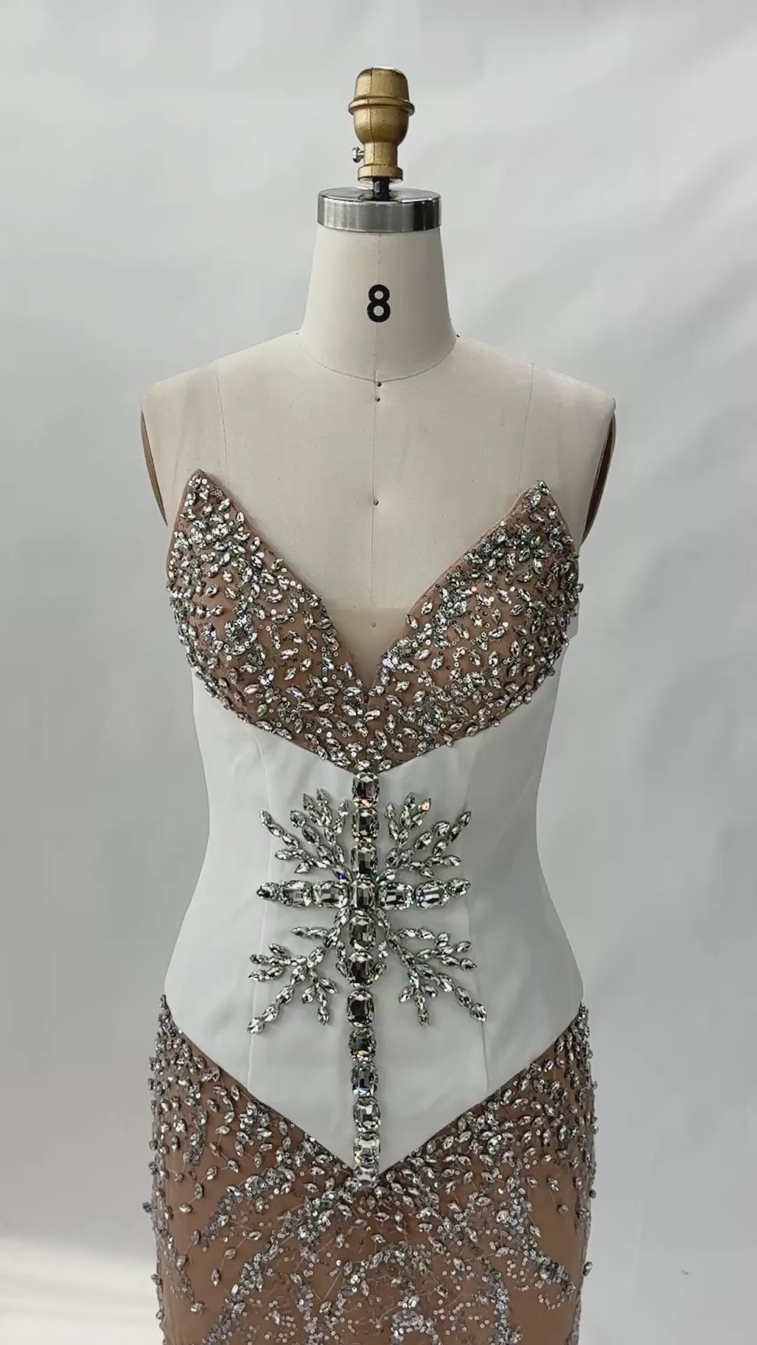 Carica video: White Nude Sequin Diamond Formal Evening Dress ST107