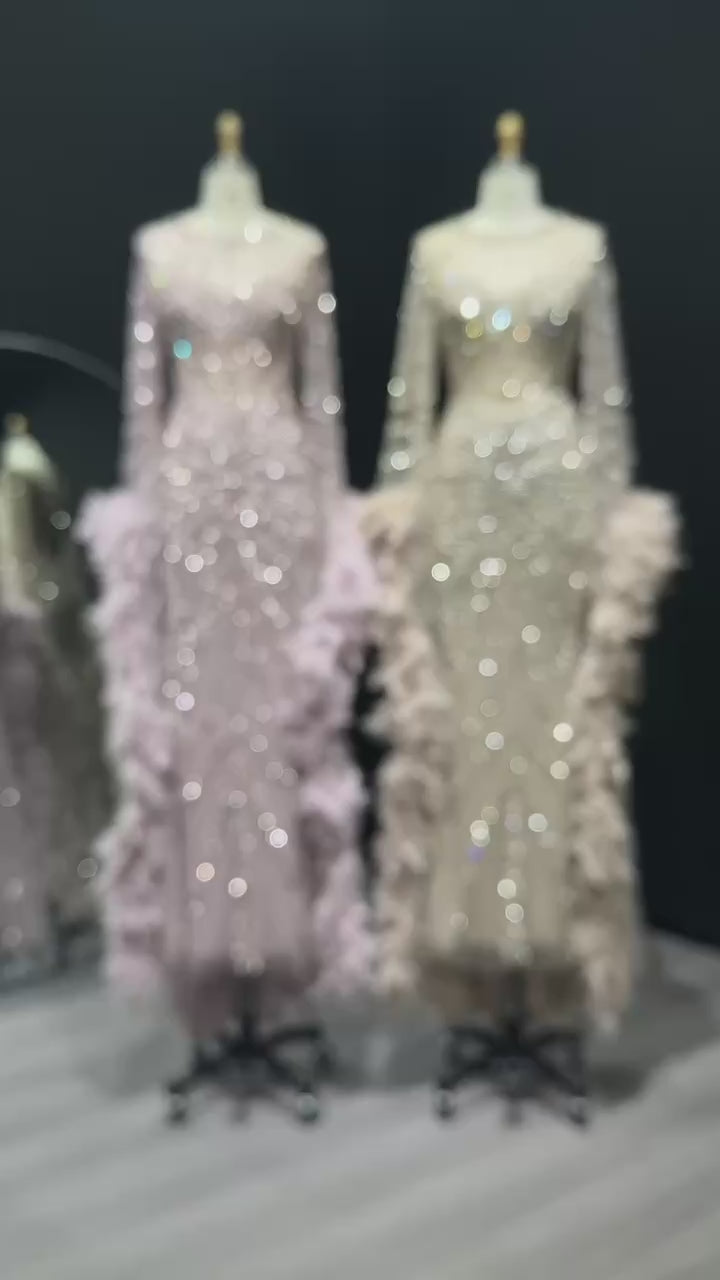 Cargar vídeo: Luxury Pink Feather Cape Beaded Mermaid Evening Dress SS082