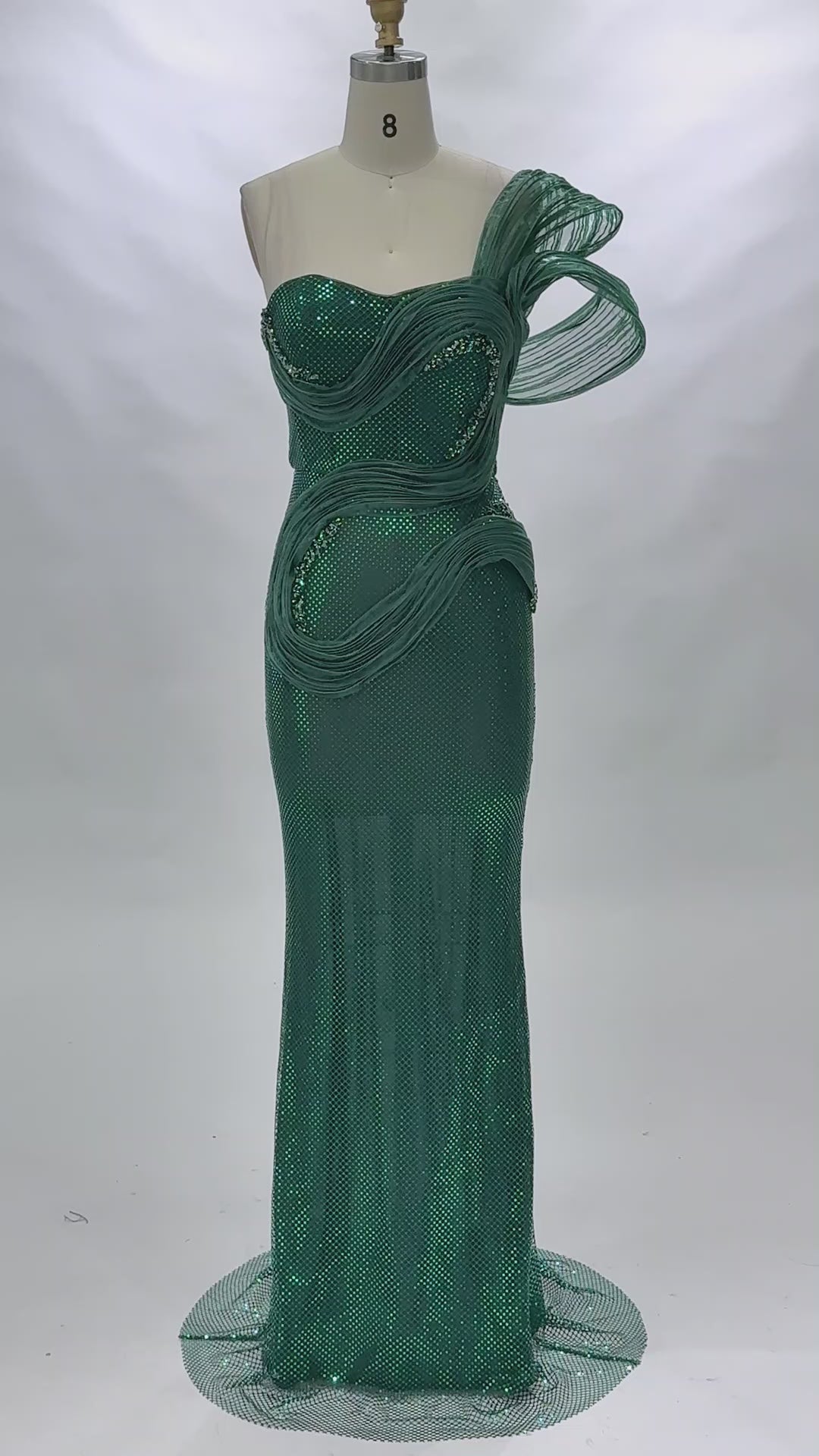 Video laden: Green One Shoulder Sequin Evening Gown ST073