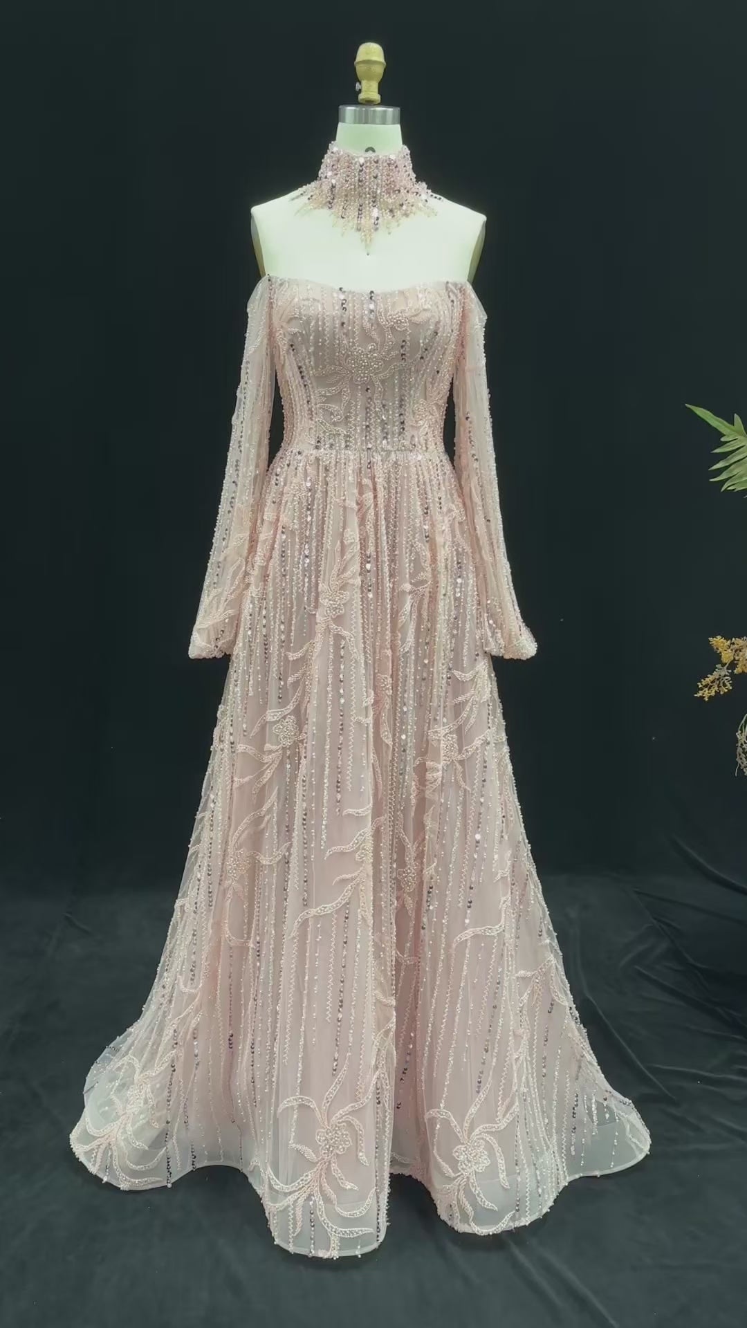 Cargar vídeo: Dusty Pink Sequin A Line Evening Gown Off the Shoulder Puff Long Sleeve Formal Dress SS411