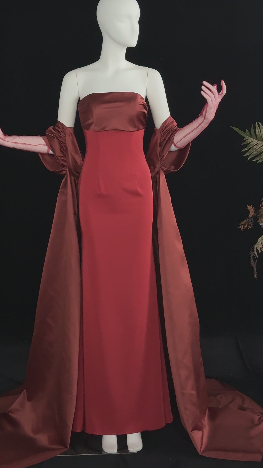 Carica video: Modest Rust Red Strapless Satin Mermaid Evening Dress SF490