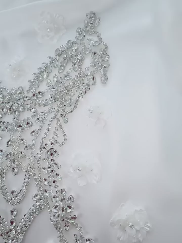 Charger la vidéo : Off Shoulder 3D Floral Beaded Corset Tulle Mini short Wedding Dress SW238