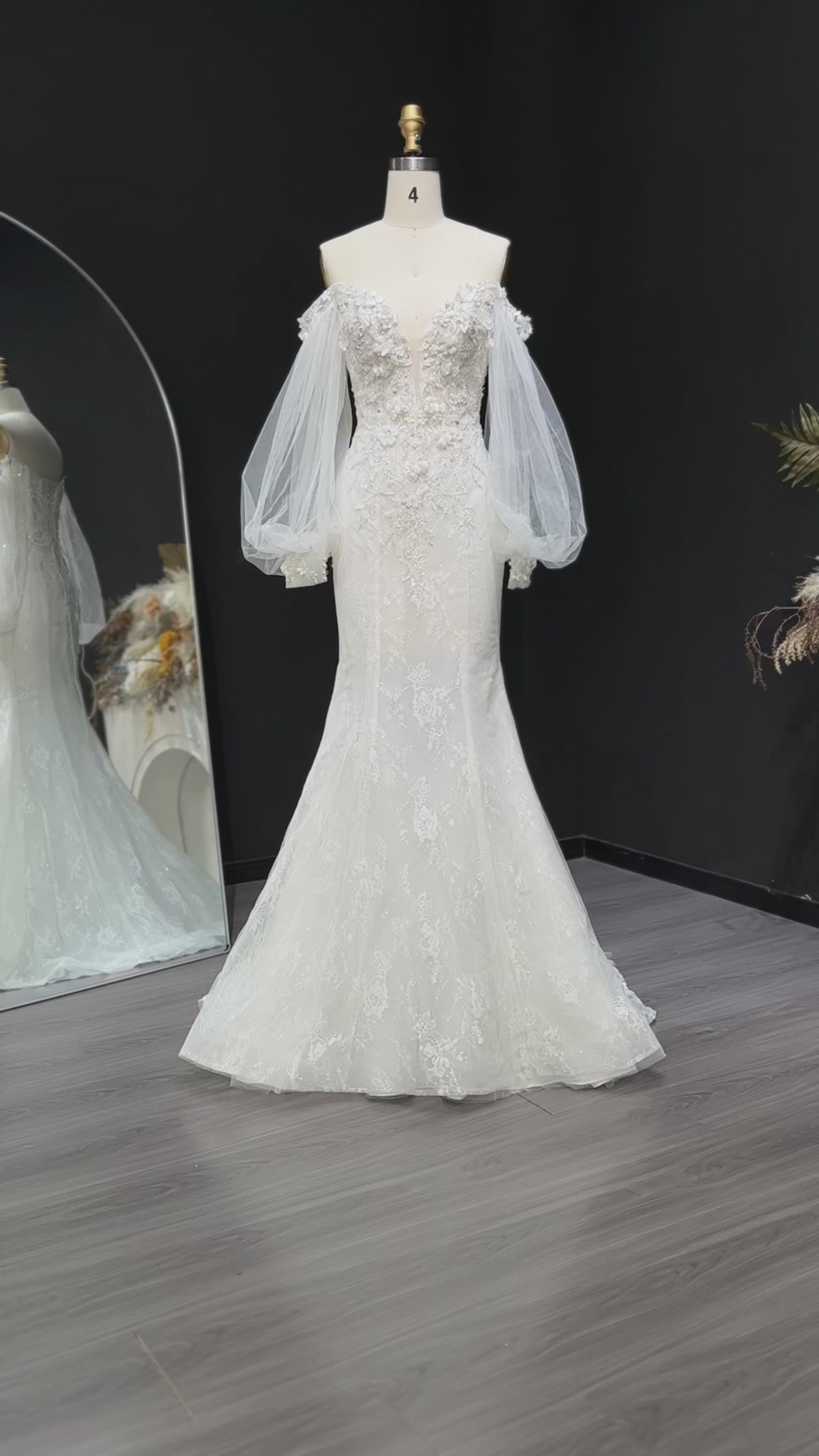 Load video: White Sweetheart Tulle Puff Sleeve 3D Flower Long Mermaid Wedding Gown SW630