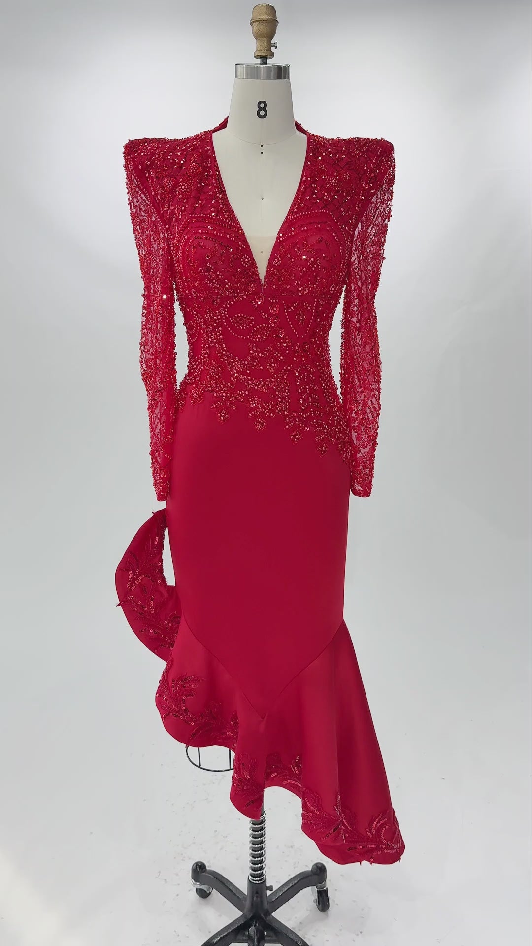 Carica video: Red Beaded Sequin Asymmetrical Ruffle Midi Dress ST044